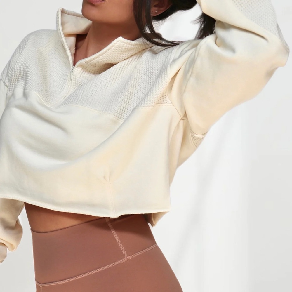 Cream cropped pullover
